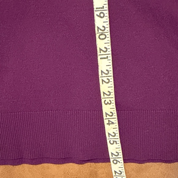 CAbi 3708 Peek Pullover Open Sleeve, size MediumEUC - Picture 6 of 6